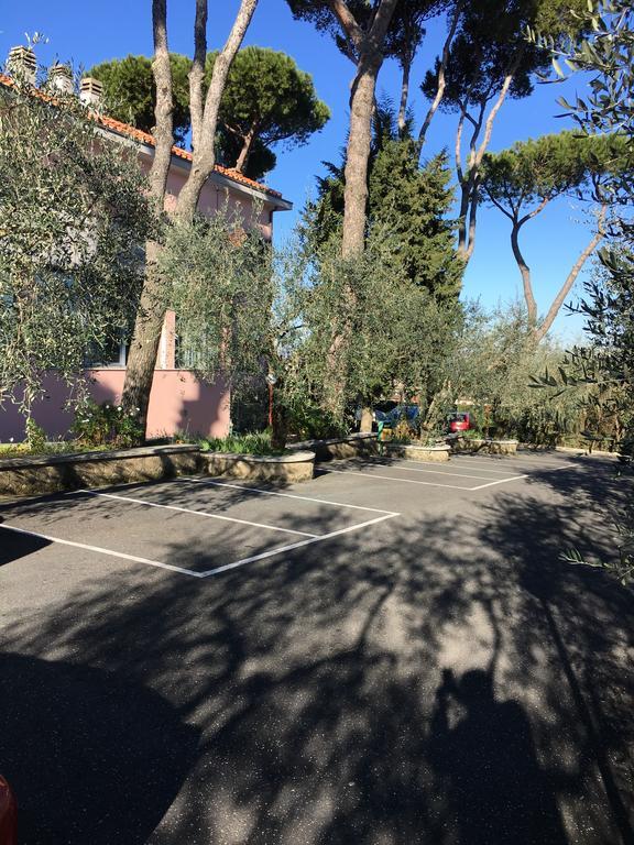 Casa Nostra Signora Hotel Isola Farnese Exterior foto